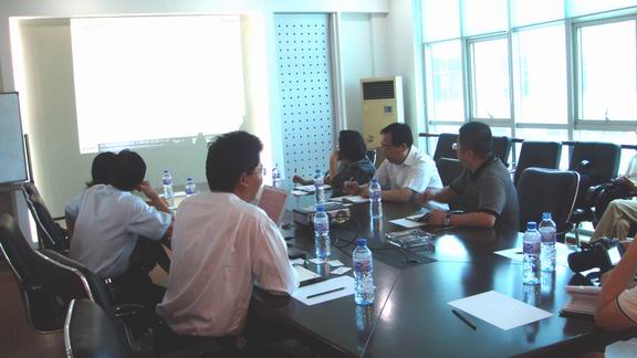 新華社江蘇分社社長(cháng)一行來(lái)司考察(圖1)